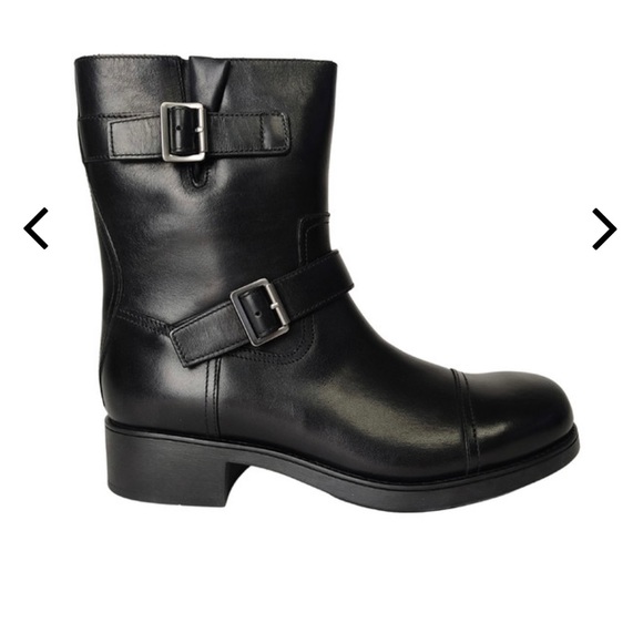 Brand new leather Prada boots with buckles VINTAGE - Picture 5 of 8